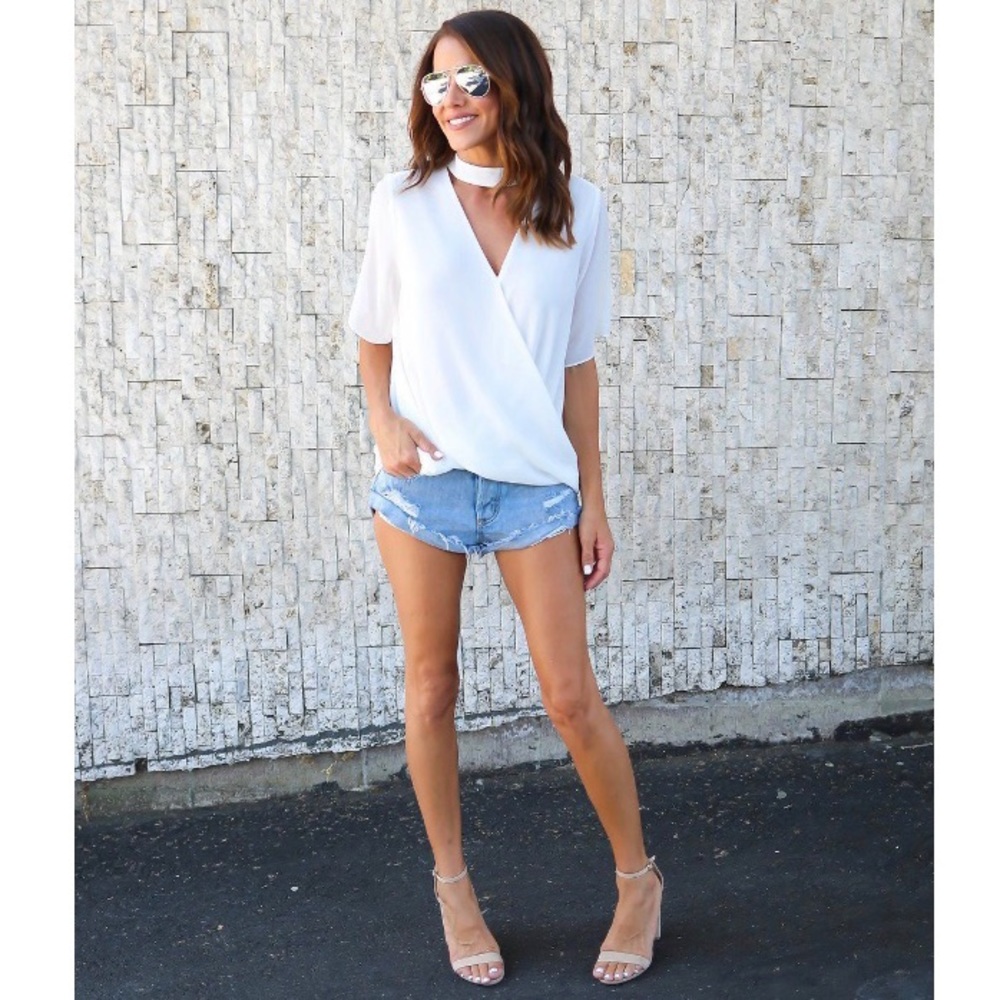 White keyhole drape top